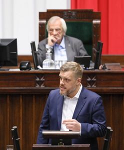 Expose Mateusza Morawieckiego. Adrian Zandberg: nie wiem, czy to jest normalne