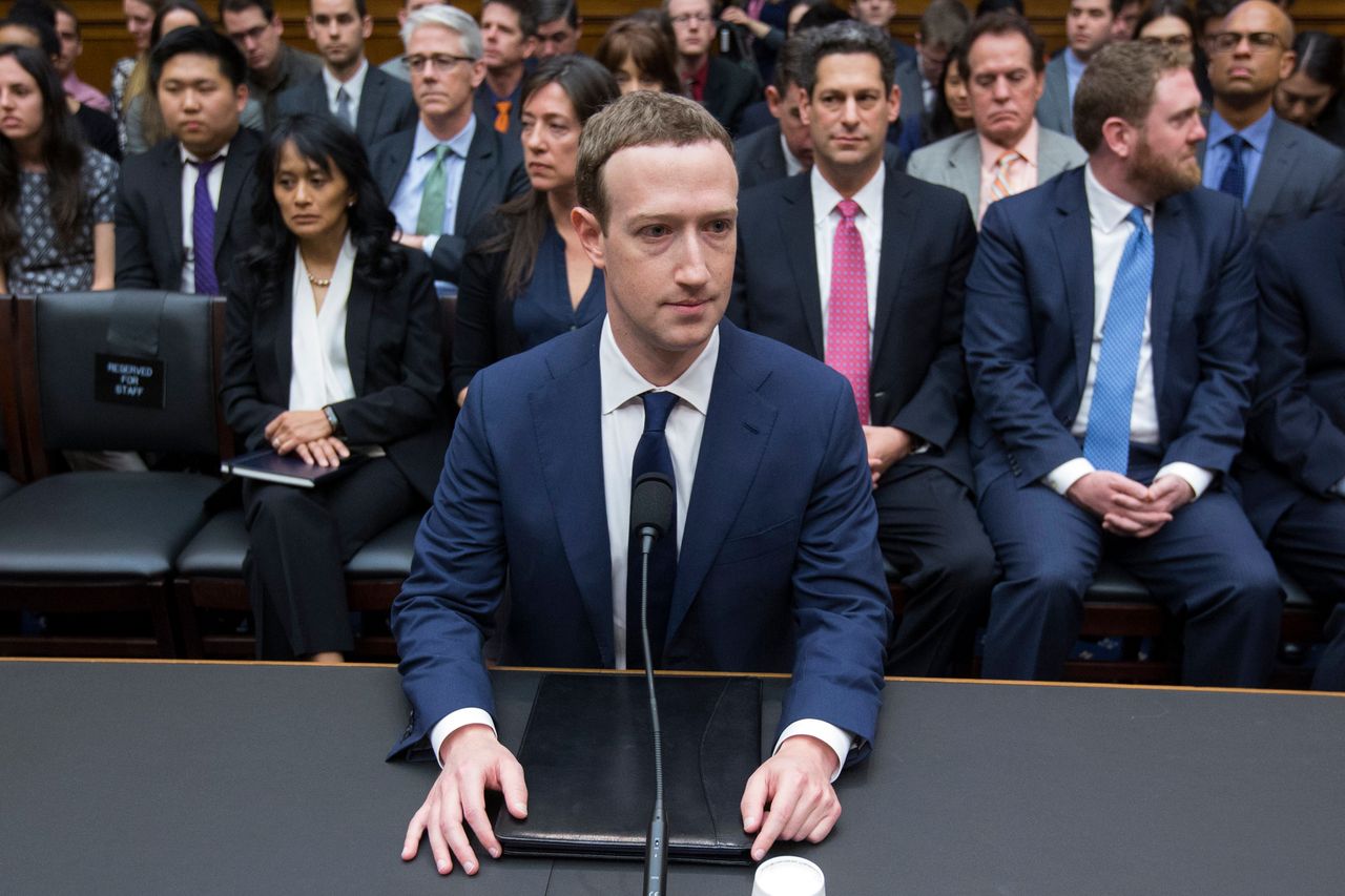 We wtorek Parlament Europejski przesłucha Marka Zuckerberga w sprawie afery Cambridge Analytica