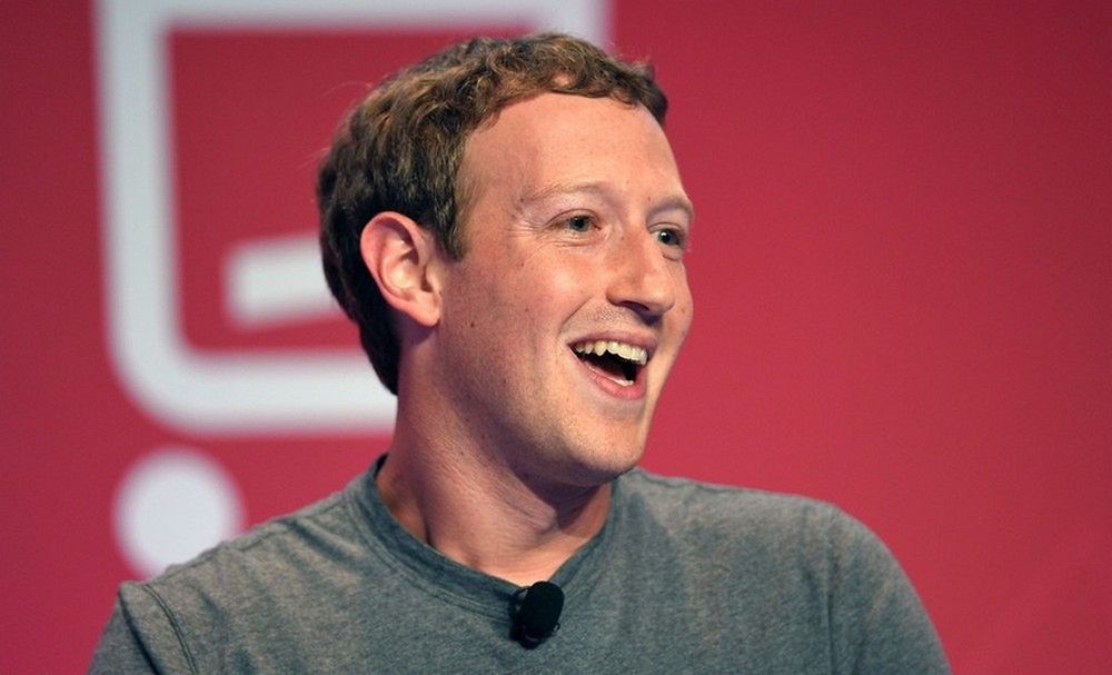 Zuckerberg chce stworzyć małe, lokalne społeczności .