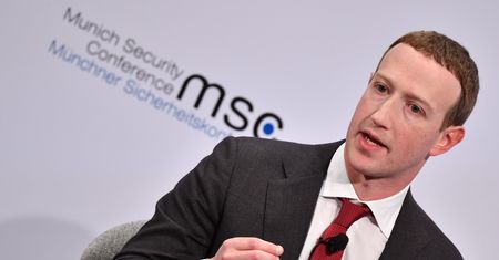 Facebook może słono zapłacić. Zuckerberg: "rozumiem frustrację"