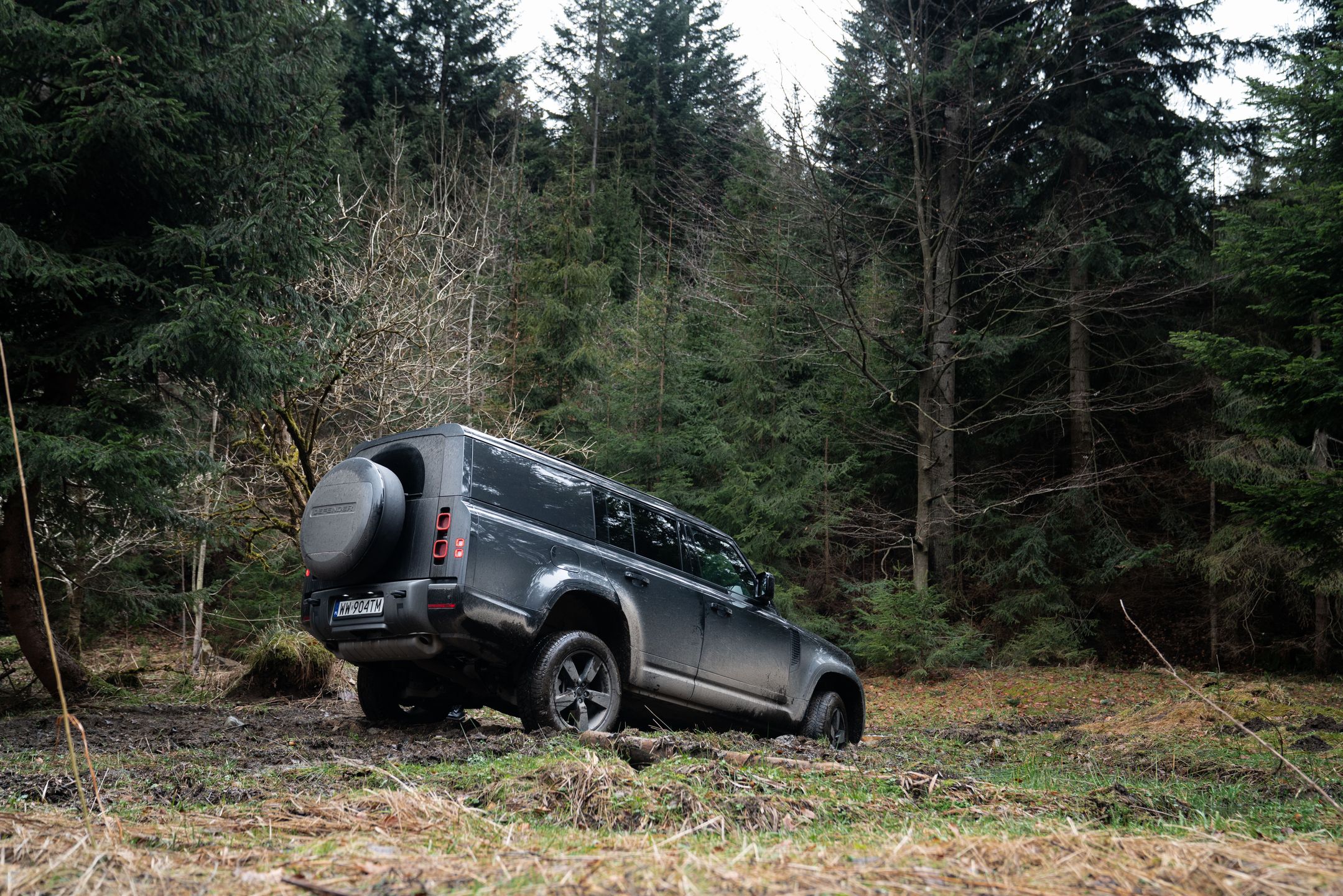 Land Rover Defender 130 Outbound