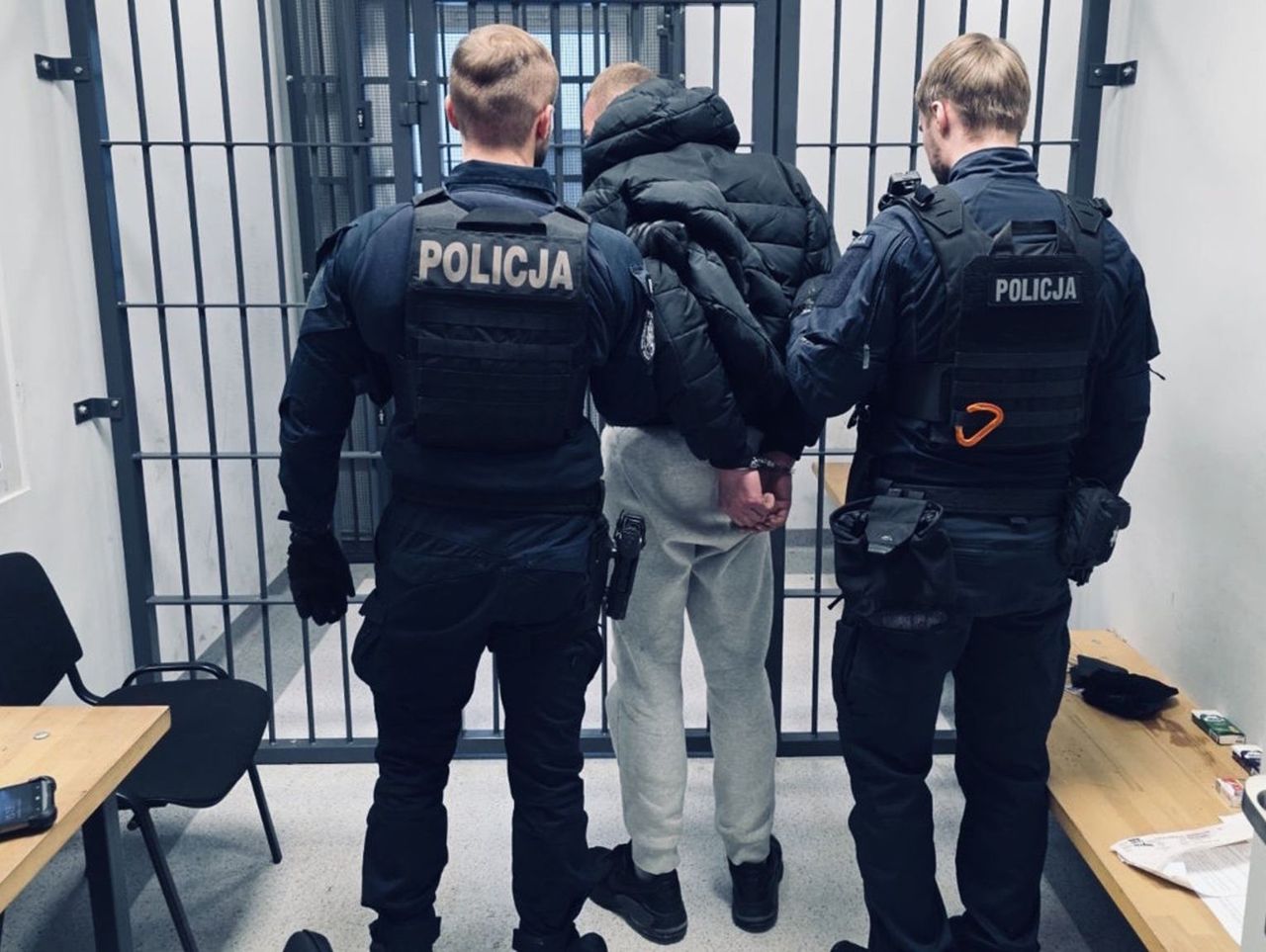 Poznań: 31-latek na zakazie uciekał policji. Był pijany