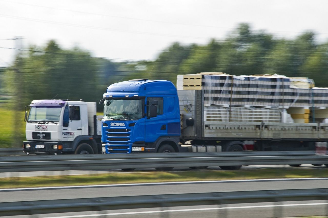 Zakaz dla rosyjskich i białoruskich TIR-ów uderzyłby w unijny eksport. W tym polski