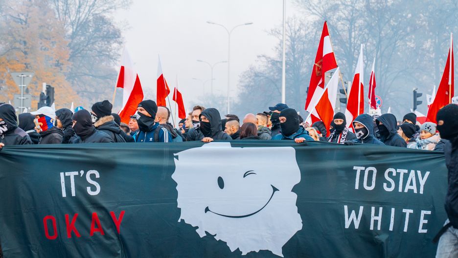 Michalski: "Patoriotyzm" pod skrzydłami państwa. Zdjęcie z Marszu Niepodległości w Warszawie, 11 listopada 2021. 