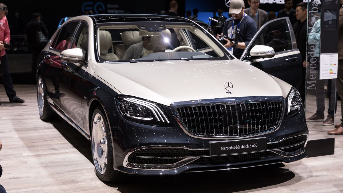 Mercedes-Maybach 650, odporny na kule i materiał wybuchowy, przestał być własnością znajomego Putina 
