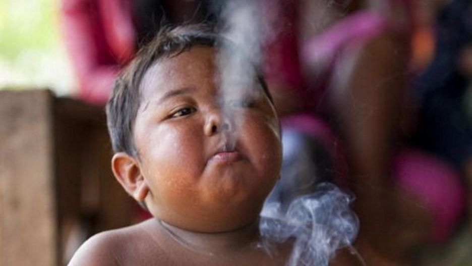 Palił 40 papierosów dziennie, miał nadwagę i był poważnie uzależniony. Dziś wygląda zupełnie inaczej