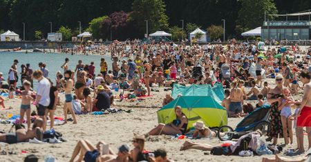 Chłodny początek lata w Polsce. Kiedy wrócą upały?