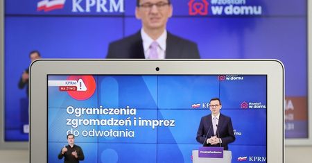 Jest decyzja ws. matur i egzaminu ósmoklasisty. Szkoły i uczelnie zamknięte na dłużej