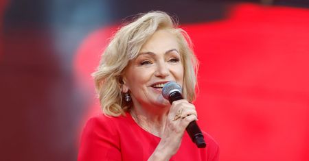 Opole 2026. Katarzyna Żak w czerwieni miała rozgrzać opolską publiczność. Widzowie podzieleni