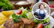 Okrasa dorzuca do mięsa mielonego. Kotlety po usmażeniu są delikatniejsze i bardziej puszyste