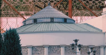 "Oskarżam polityków. Z krzywdą małoletnich trzeba walczyć, a nie traktować jej jak pałki" [OPINIA]