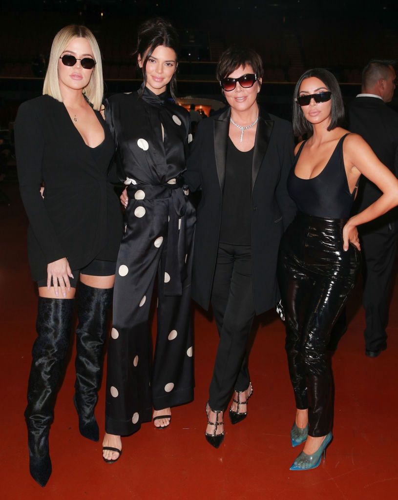 Khloe Kardashian, Kendall Jenner, Kris Jenner i Kim Kardashian