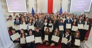 Rzeszów: Uczniowie województwa podkarpackiego otrzymali stypendia premiera RP