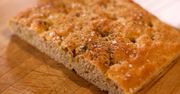Idealne pieczywo na grilla. Focaccia zachwyci wszystkich przy stole