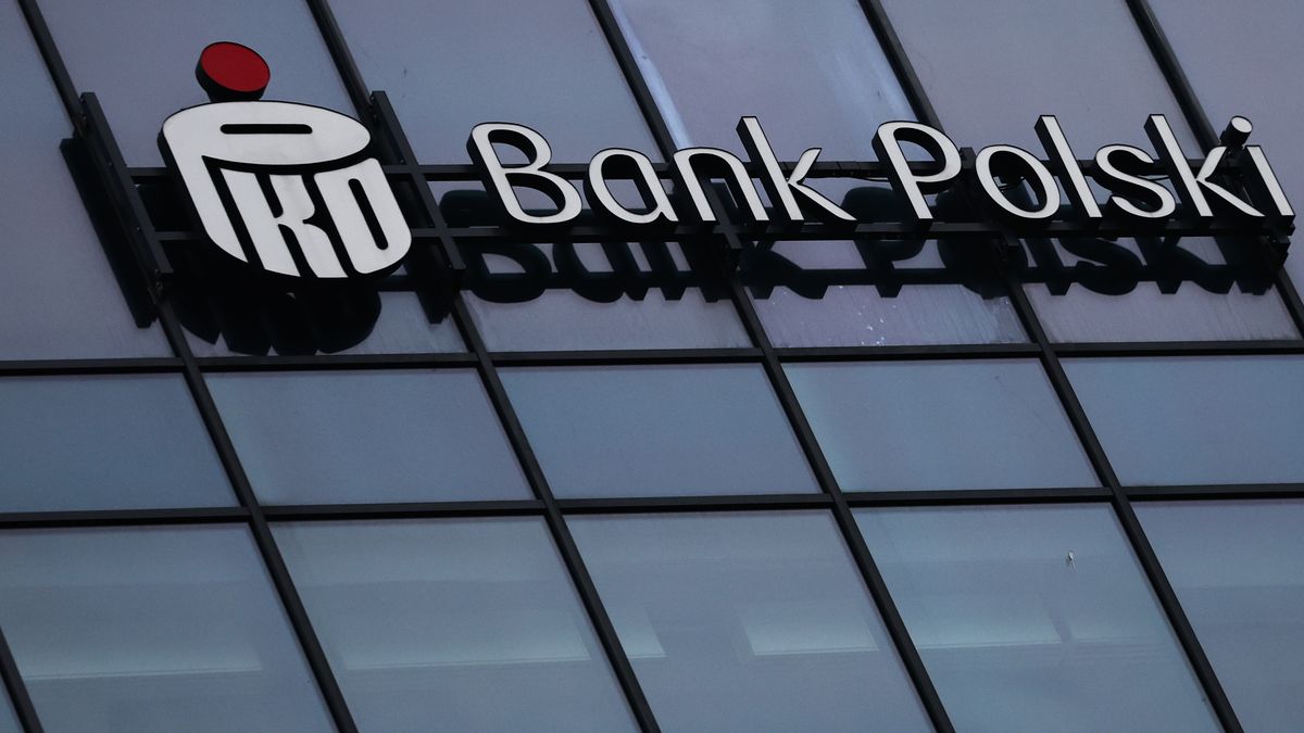 PKO Bank Polski logo is seen in Krakow, Poland on January 30, 2026. (Photo by Jakub Porzycki/NurPhoto via Getty Images)