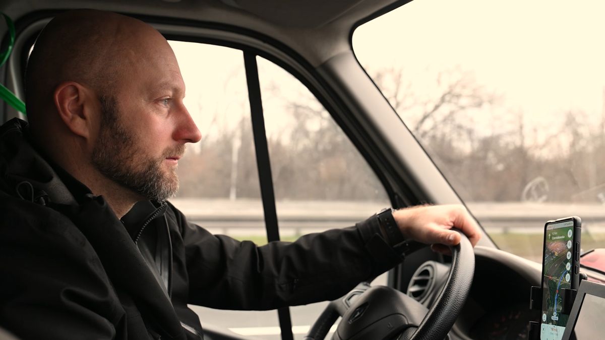 Kierowca furgonetki antyaborcyjnej - Jan Bienias - opowiedział o sytuacjach, jakie spotykają go podczas jazdy.