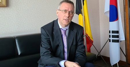 Żona ambasadora pobiła zamiatacza ulic. Miarka się przebrała