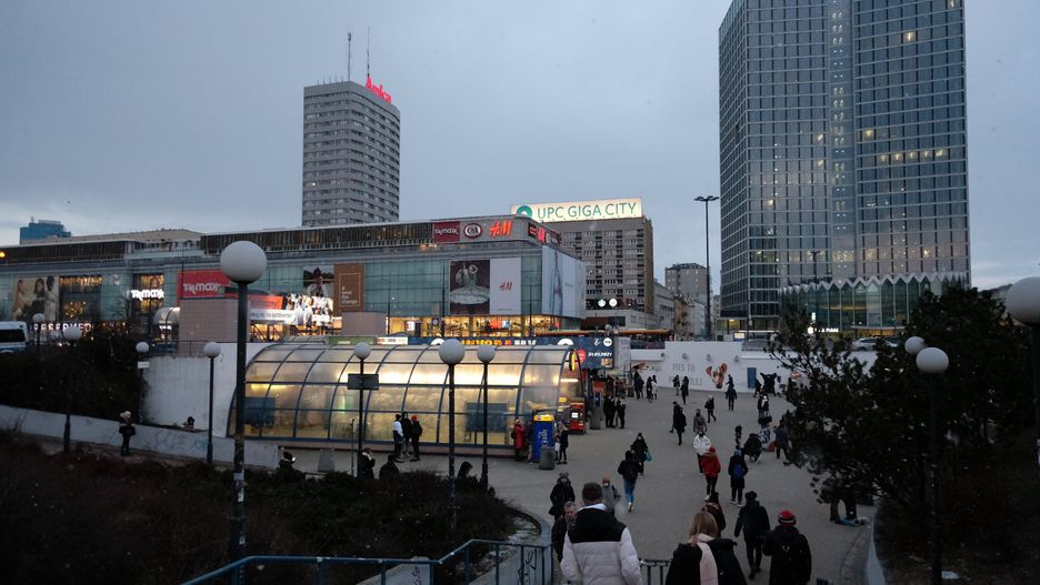 Warszawa. W czwartek może spaść przelotny śnieg