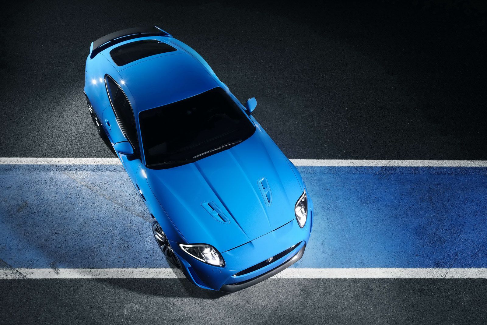 Jaguar XKR-S