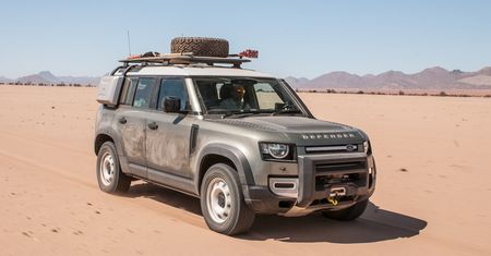 Nowy Land Rover Defender doczeka się wersji V8, która ma być gotowa już w przyszłym roku