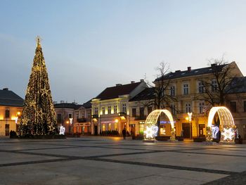Pogoda w Kielcach. Prognoza na niedzielę 7 grudnia. Mgły nad ranem i wieczorem