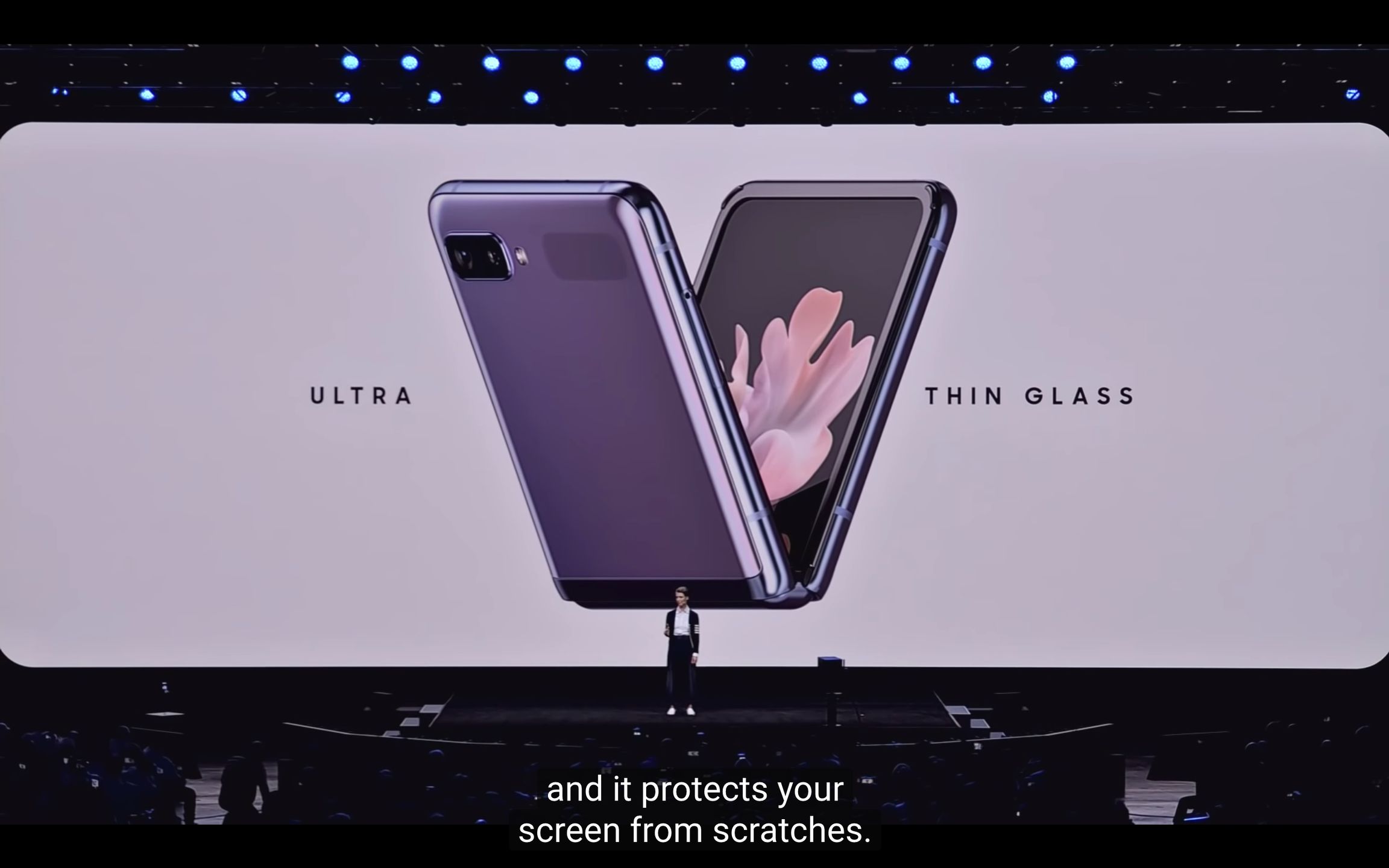 Szklany ekran Samsunga Galaxy Z Flip to marketingowa ściema. Z łatwością się rysuje 2