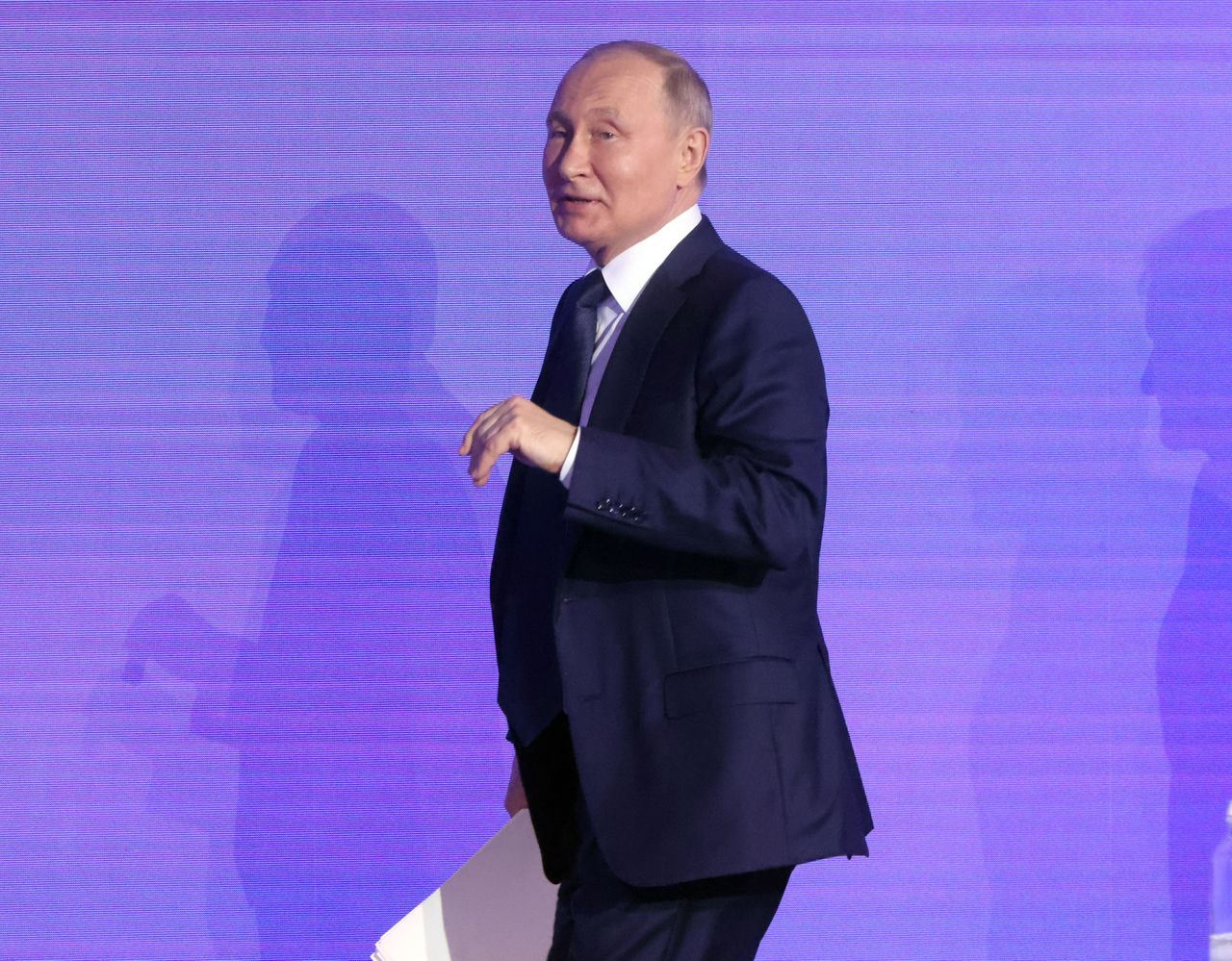 Putin won't end the war before November 2024, predicts Department of State