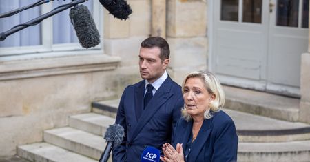 Zjednoczenie Narodowe wzywa do rozwiązania parlamentu we Francji