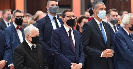Krajowy Plan Odbudowy zagrożony? UE stawia jasny warunek