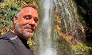 "Za dużo chcą, za mało dając". Skomentował ceny w Albanii
