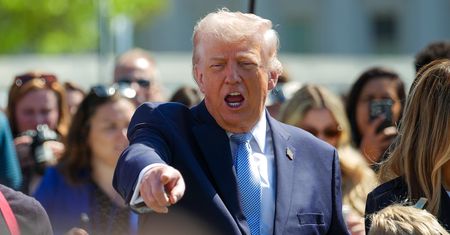 Gest Trumpa zaskoczył. Analitycy "drapią się po głowach"