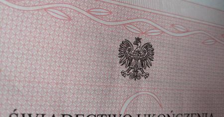 Uczniowie „Zamoya” nie dostali świadectw. „Tym gestem nauczymy Was, że trzeba być konsekwentnym”
