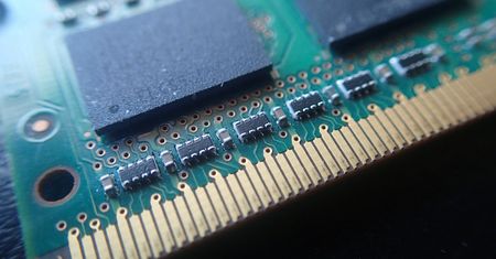 Tajwan zarabia miliardy na elektronice w pandemii. Niedobór chipów im nie przeszkadza