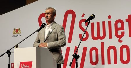 Broniarz uderza w ministra Czarnka: To puste słowa