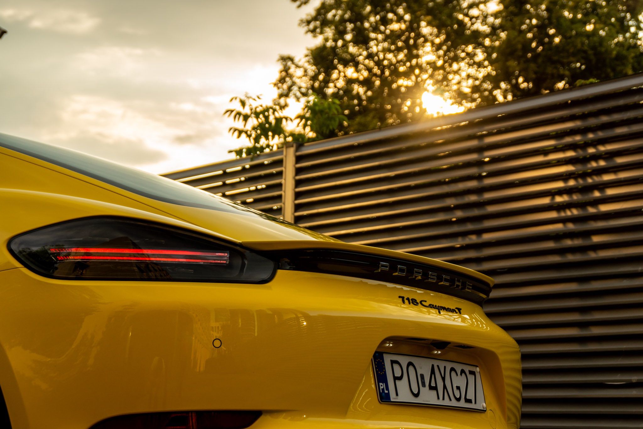 Porsche 718 Cayman T
