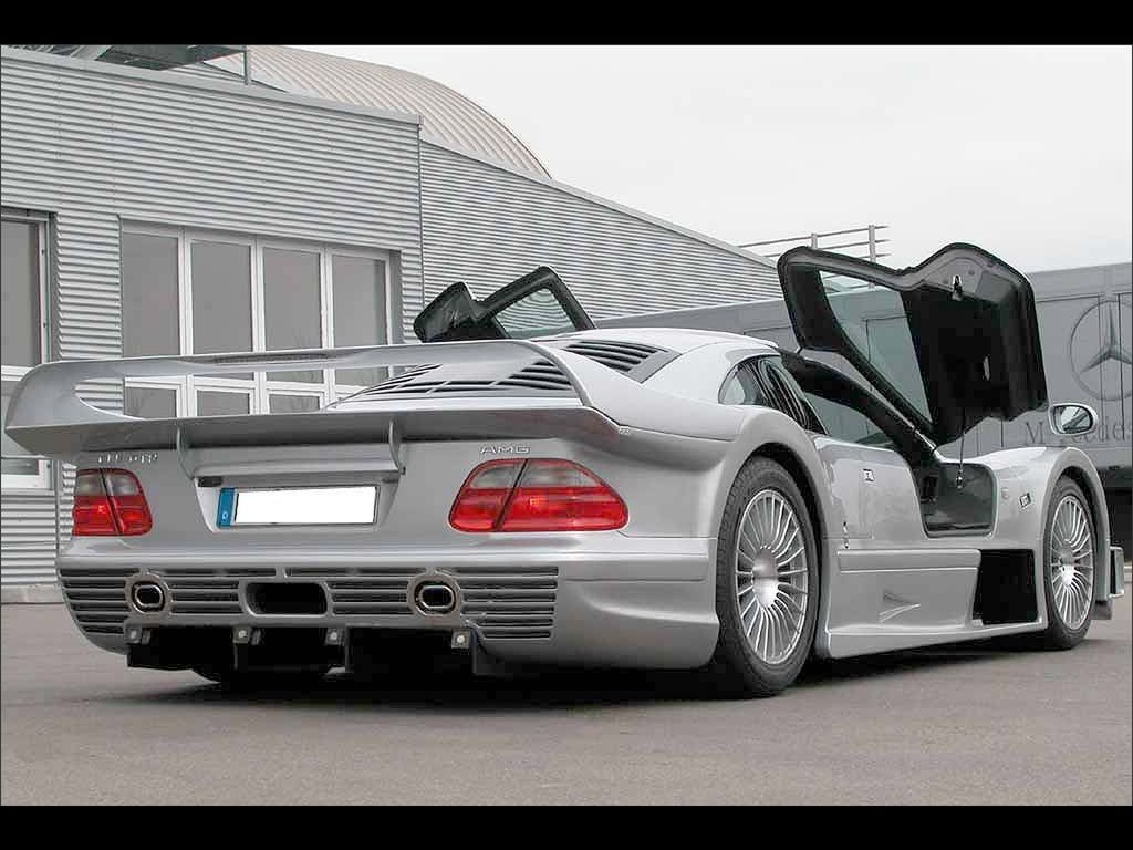 Mercedes-Benz CLK GTR 6.9 fot.2