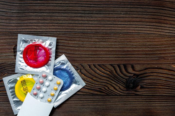 Antykoncepcja dla mężczyzn – badania, prezerwatywy, wazektomia, stosunek przerywany