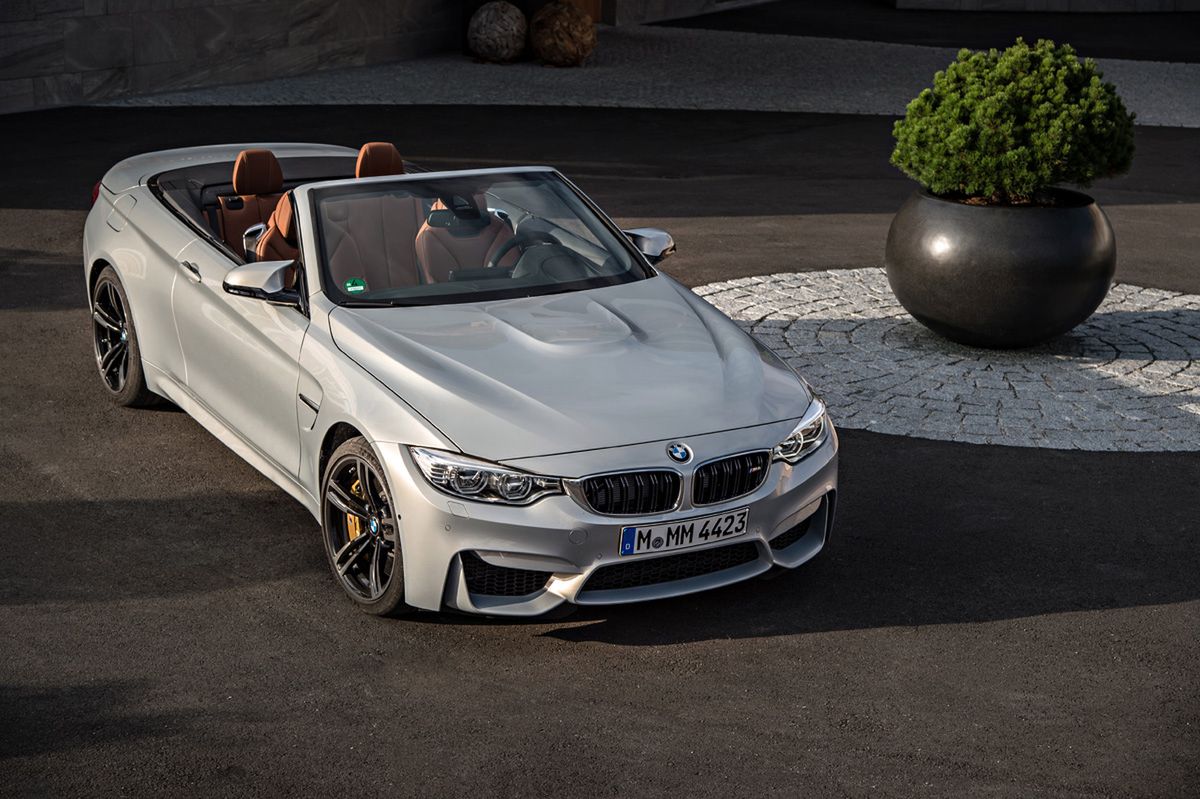 Ogromna galeria zdjęć z kabrioletem BMW M4 171