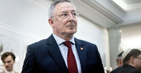 Sienkiewicz mógł zagrać ostrzej. "To nie dziennikarze, a banda złoczyńców"