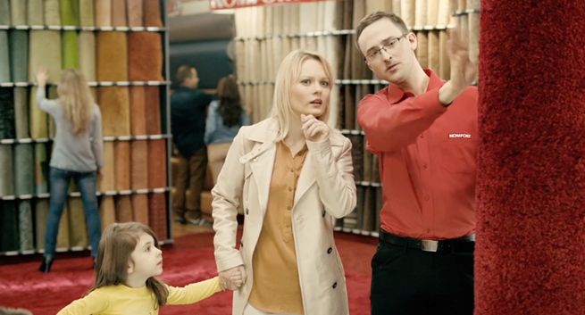 Komfort na wiosnę reklamuje „nowości w parach” (wideo)