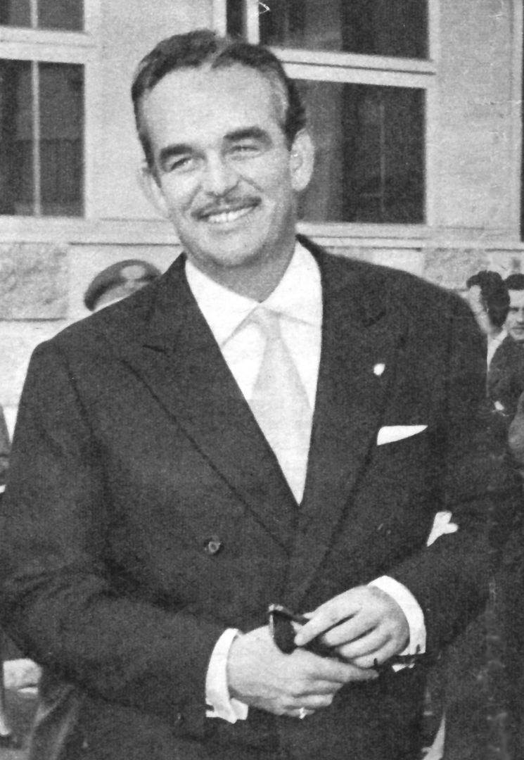 Książę Rainier III na zdjęciu wykonanym w 1959 roku 