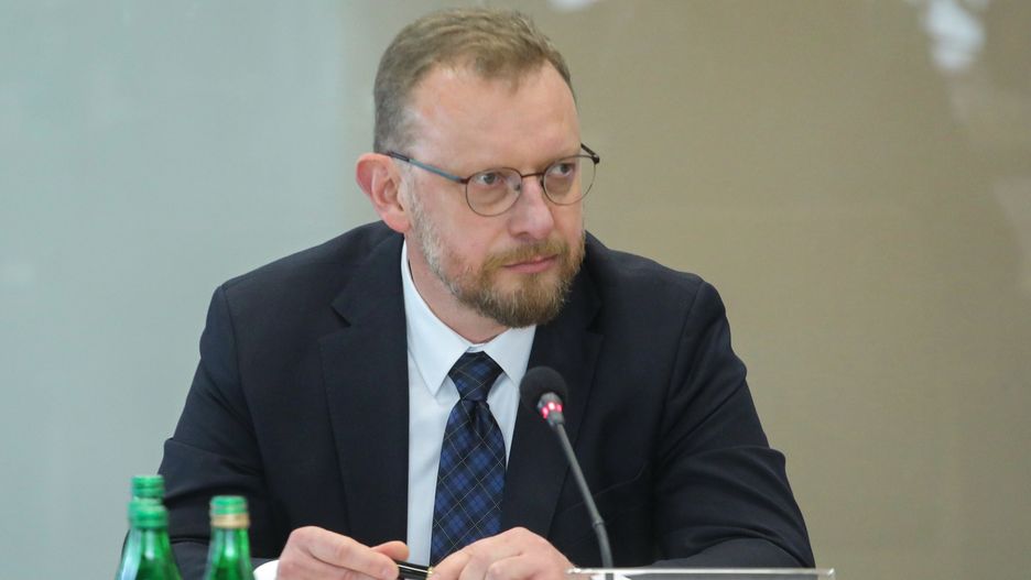 Szumowski zeznaje. Były minister zdrowia stanął przed komisją śledczą