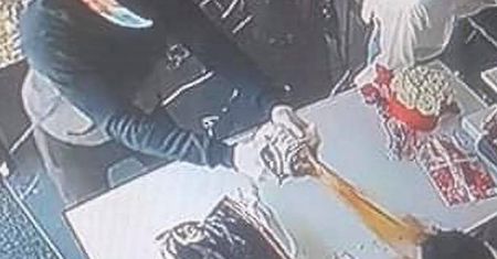 Zrobił to kobiecie za ladą. Szokujące sceny w sklepie w Gnieźnie