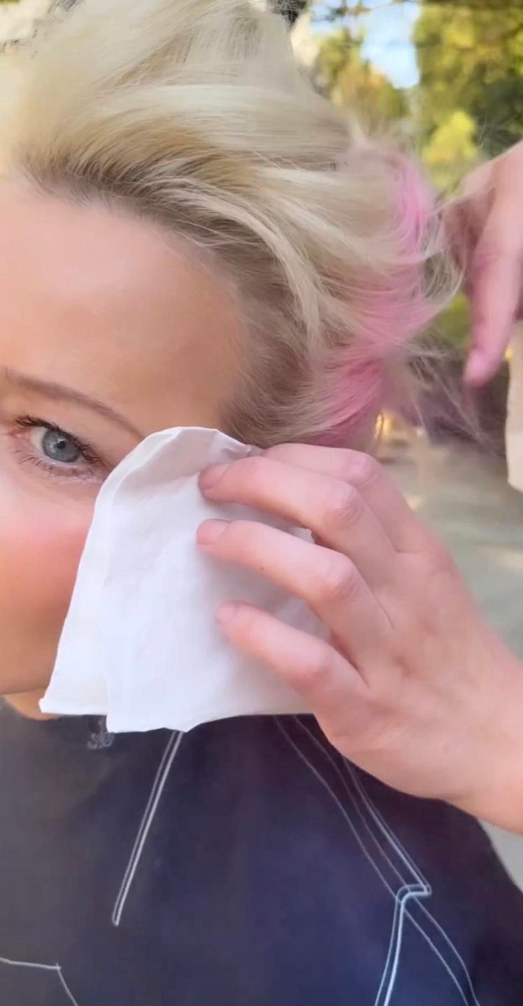 Małgorzata Kożuchowska przemalowała włosy na różowo