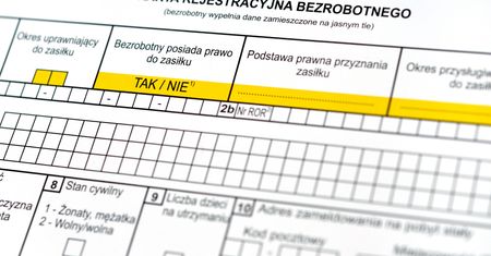 Bony, stypendia i cudzoziemcy. Pomysły Krajowego Planu Odbudowy na rynek pracy