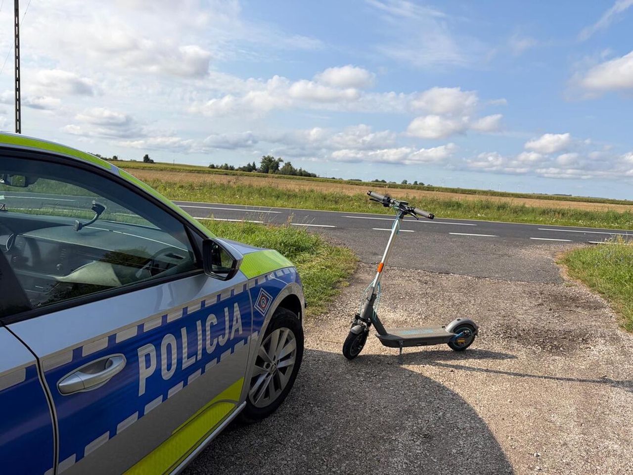 15-latek pędził hulajnogą. Reakcja matki wprawiła policjantów w osłupienie