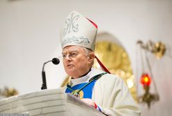 Abp Henryk Hoser: "Jan Paweł II jest atakowany, a większość ludzi ulega mutacji intelektualnej"