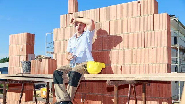 Urlop bezpłatny jest nielimitowany. Przepisy nie określają żadnej granicy, do jakiej może być on udzielony.