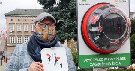 Bielsko-Biała. Defibrylatory na ulicach. Można uratować życie