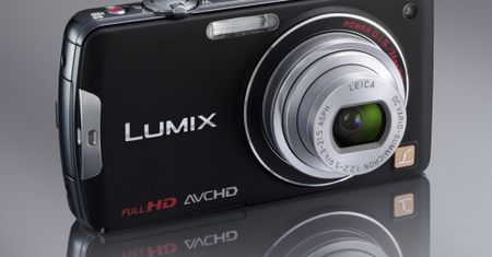 Panasonic Lumix DMC-FX700 - elegancki kompakt z dotykowym ekranem